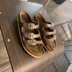 SIZE 39 BIRKENSTOCKS